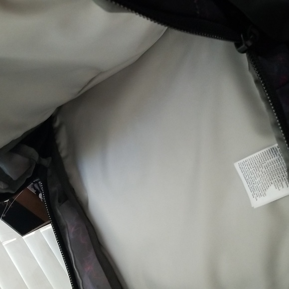 NEW! The North Face Recon fullsize backpack NWT - Picture 11 of 14